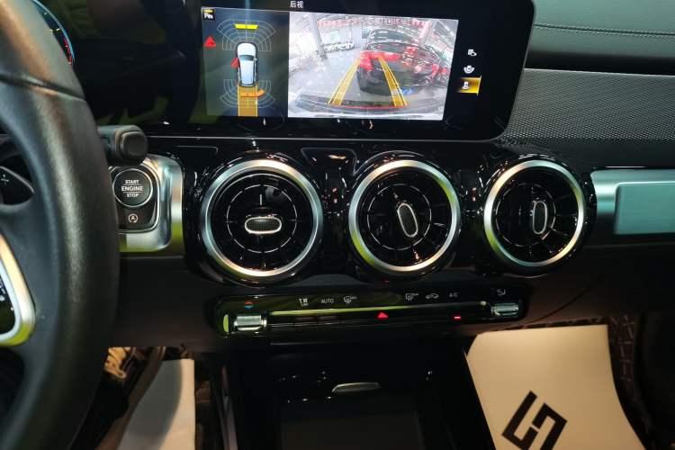 Used Mercedes-Benz GLB 2020 GLB 180 Fashion Model Audio And AC Panel