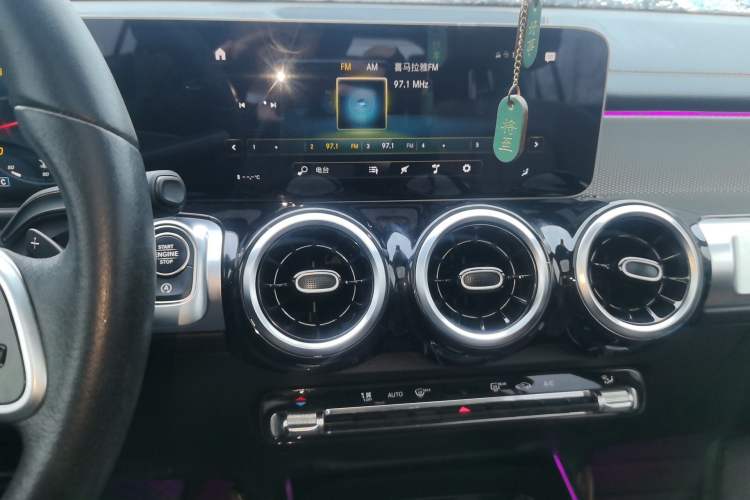Used Mercedes-Benz GLB 2020 GLB 180 Fashion Model Audio And AC Panel