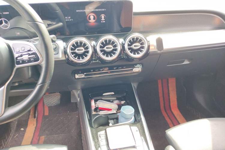 Used Mercedes-Benz GLB 2020 Updated GLB 200 Dynamic Edition Audio And AC Panel