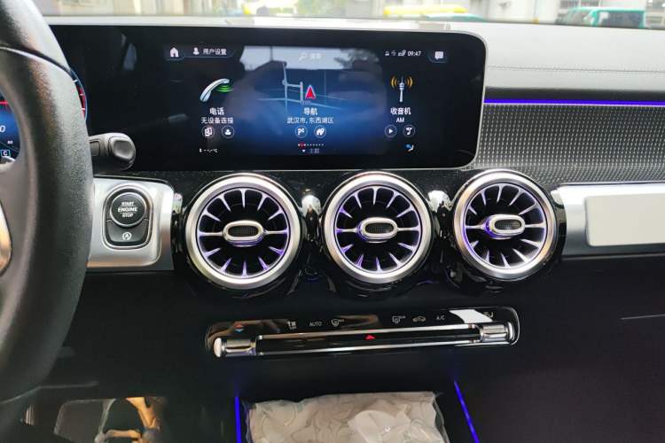 Used Mercedes-Benz GLB 2020 Updated GLB 200 Dynamic Edition Audio And AC Panel