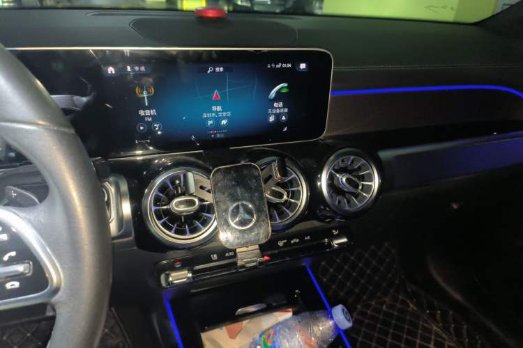 Used Mercedes-Benz GLB 2020 Facelift GLB 200 Fashion Edition Audio And AC Panel