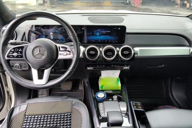 Used Mercedes-Benz GLB 2020 GLB 180 Fashion Model Center Console
