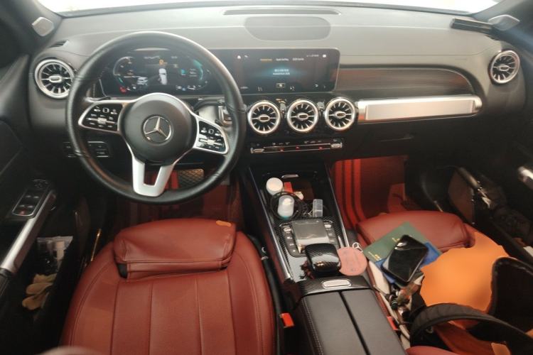 Used Mercedes-Benz GLB 2020 Facelift GLB 200 Fashion Edition Center Console