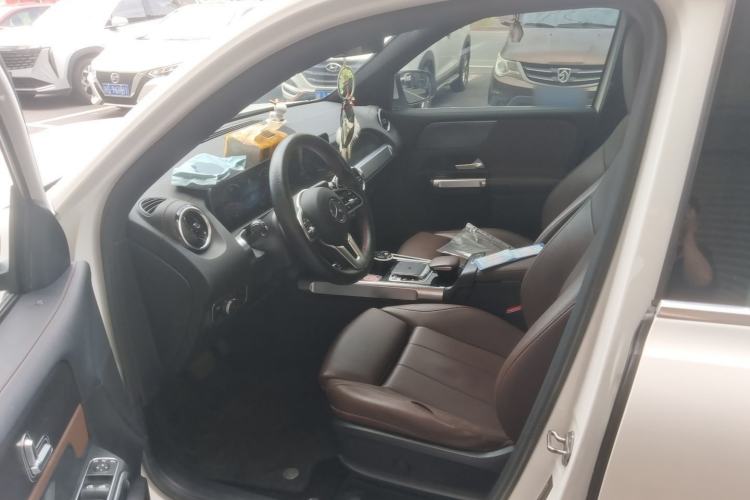 Used Mercedes-Benz GLB 2020 GLB 200 Dynamic Edition Driver Seat