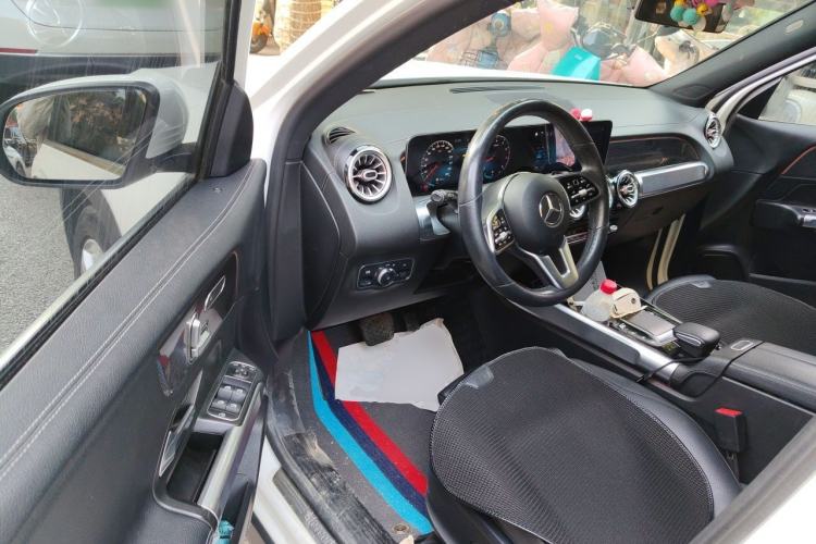 Used Mercedes-Benz GLB 2020 Facelift GLB 200 Fashion Edition Driver Seat