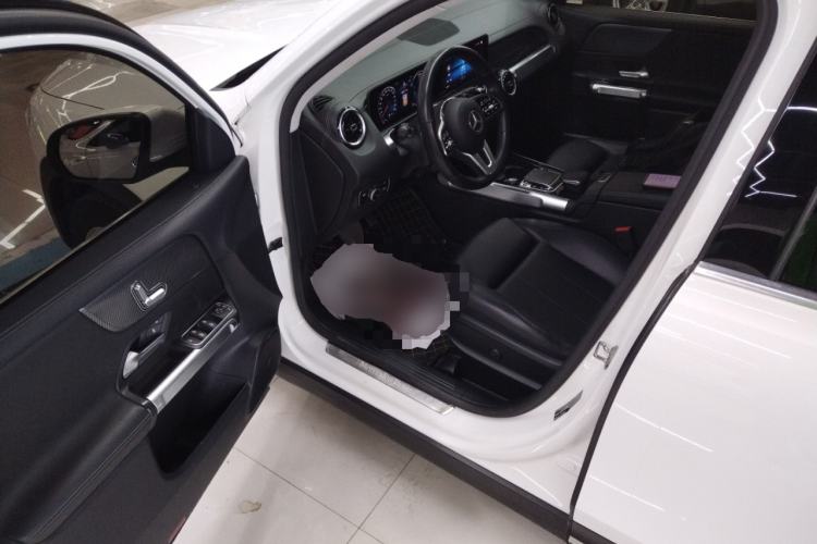 Used Mercedes-Benz GLB 2020 GLB 200 Dynamic Edition Driver Seat
