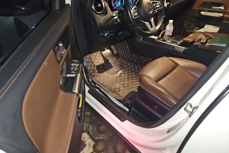 Used Mercedes-Benz GLB 2020 GLB 200 Dynamic Edition Driver Seat