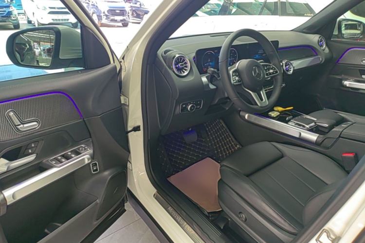 Used Mercedes-Benz GLB 2020 GLB 200 Stylish Edition Driver Seat