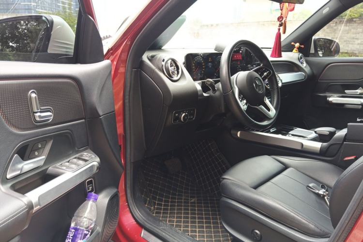 Used Mercedes-Benz GLB 2020 Updated GLB 200 Dynamic Edition Driver Seat