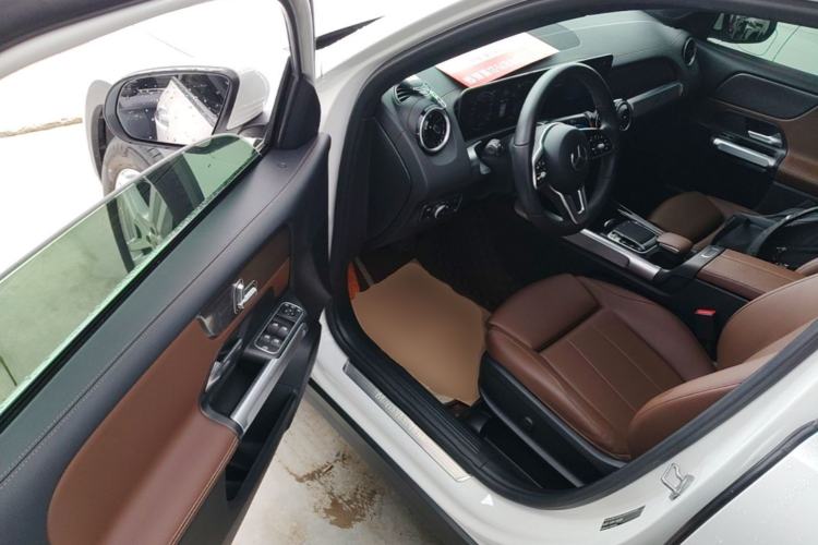 Used Mercedes-Benz GLB 2020 GLB 200 Dynamic Edition Driver Seat