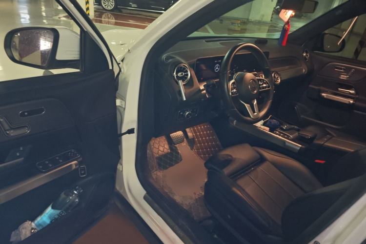 Used Mercedes-Benz GLB 2020 Facelift GLB 200 Fashion Edition Driver Seat