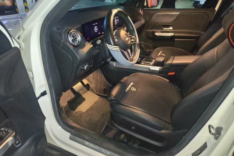 Used Mercedes-Benz GLB 2020 Updated GLB 200 Dynamic Edition Driver Seat