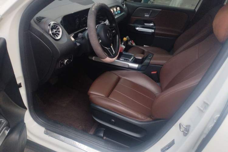 Used Mercedes-Benz GLB 2020 GLB 200 Stylish Edition Driver Seat