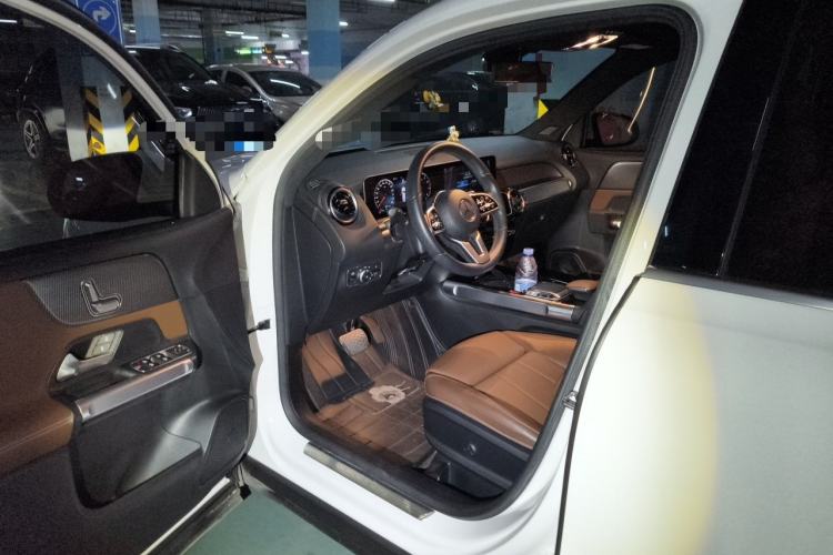 Used Mercedes-Benz GLB 2020 GLB 200 Dynamic Edition Driver Seat