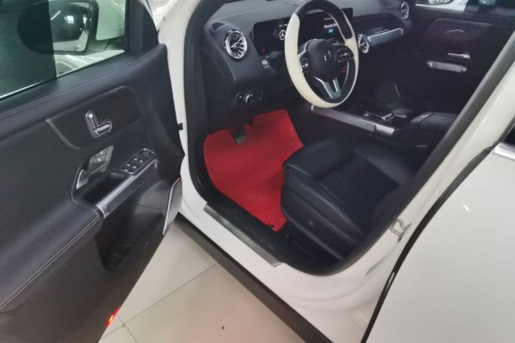 Used Mercedes-Benz GLB 2020 GLB 200 Dynamic Edition Driver Seat