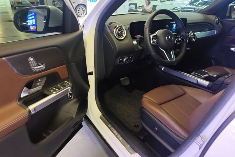 Used Mercedes-Benz GLB 2020 Updated GLB 200 Dynamic Edition Driver Seat