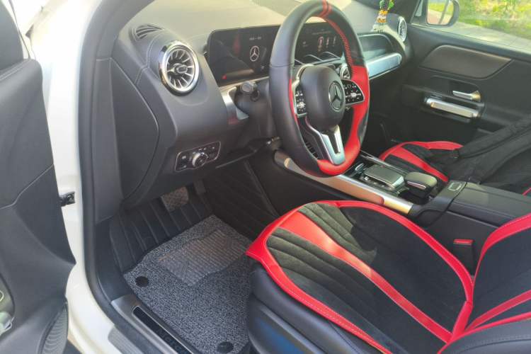 Used Mercedes-Benz GLB 2020 GLB 200 Dynamic Edition Driver Seat