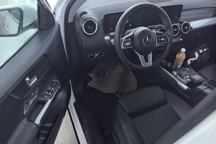 Used Mercedes-Benz GLB 2020 GLB 200 Dynamic Edition Driver Seat