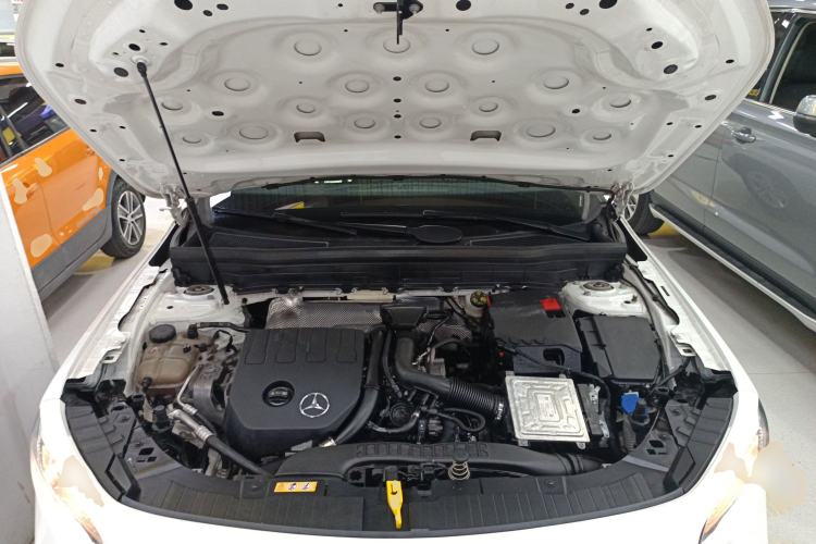 Used Mercedes-Benz GLB 2020 GLB 180 Dynamic Edition Engine Bay