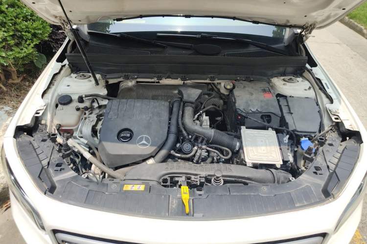 Used Mercedes-Benz GLB 2020 GLB 180 Dynamic Edition Engine Bay