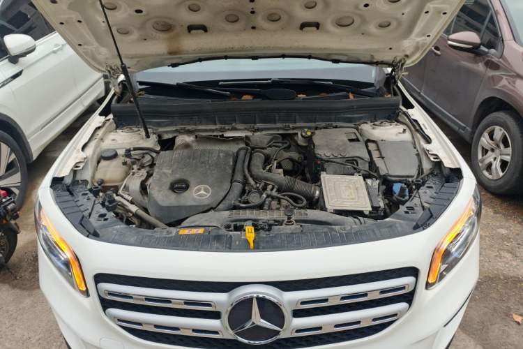 Used Mercedes-Benz GLB 2020 GLB 200 Dynamic Edition Engine Bay