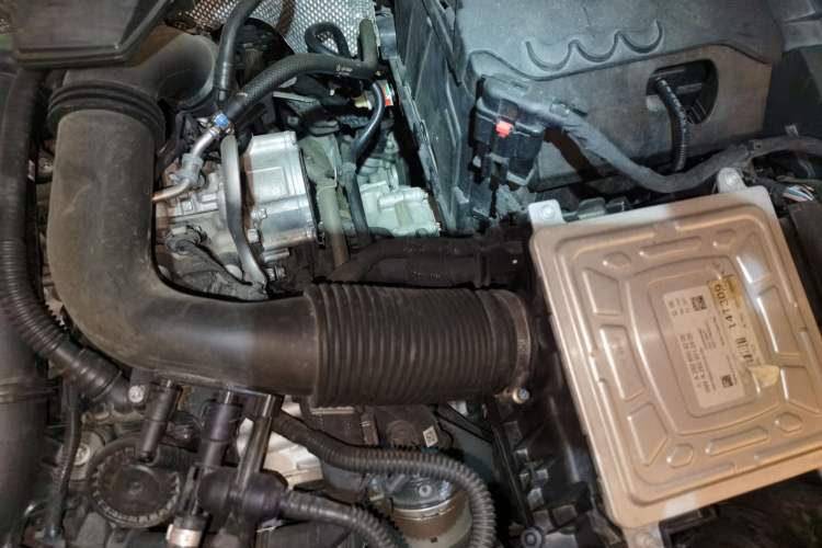 Used Mercedes-Benz GLB 2020 GLB 180 Dynamic Edition Engine Bay Left