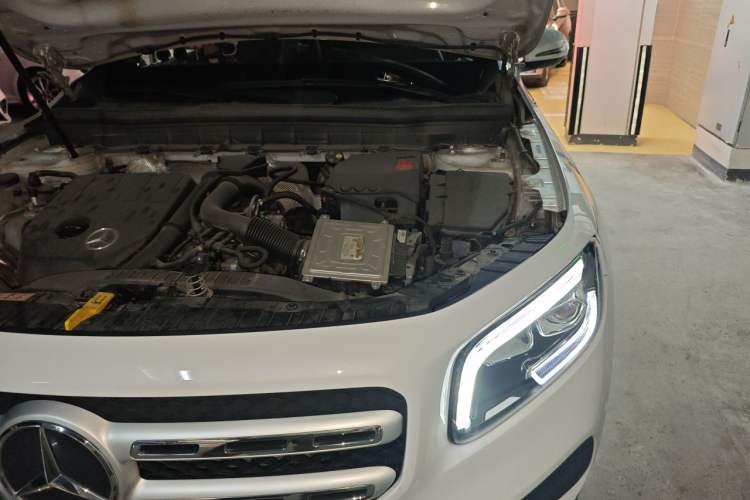 Used Mercedes-Benz GLB 2020 GLB 200 Dynamic Edition Engine Bay Left