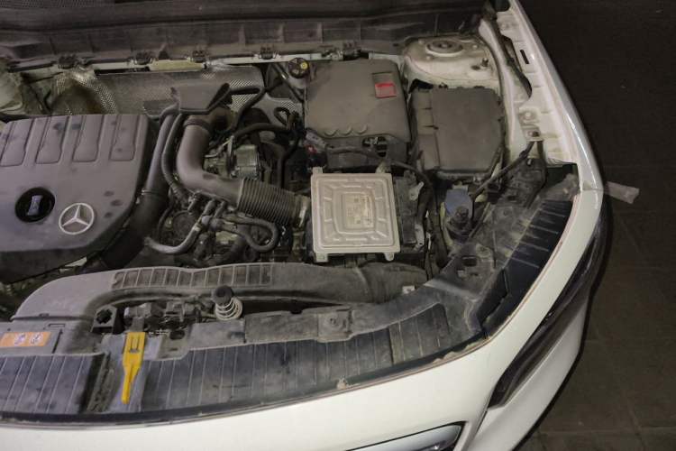 Used Mercedes-Benz GLB 2020 GLB 180 Fashion Model Engine Bay Left