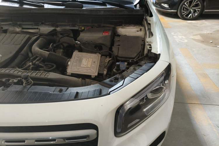 Used Mercedes-Benz GLB 2020 Facelift GLB 200 Fashion Edition Engine Bay Left