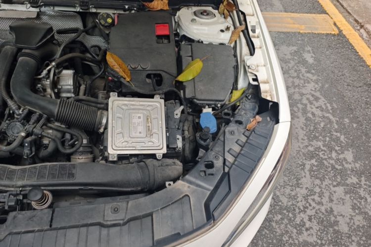 Used Mercedes-Benz GLB 2020 GLB 180 Dynamic Edition Engine Bay Left