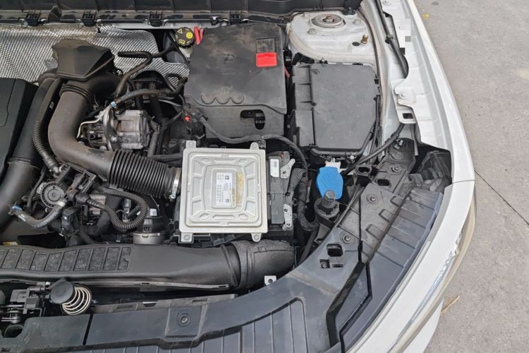 Used Mercedes-Benz GLB 2020 GLB 200 Dynamic Edition Engine Bay Left