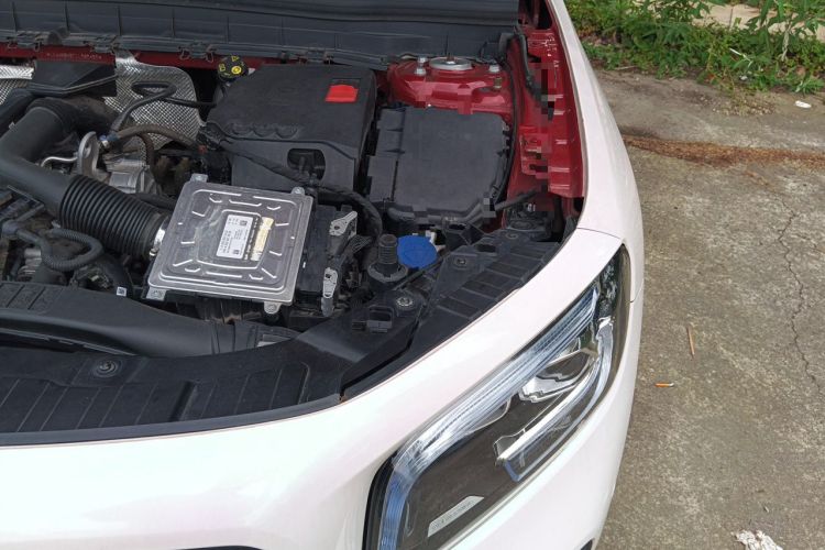 Used Mercedes-Benz GLB 2020 Updated GLB 200 Dynamic Edition Engine Bay Left