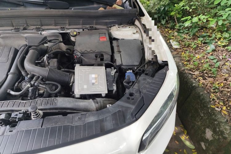 Used Mercedes-Benz GLB 2020 GLB 180 Fashion Model Engine Bay Left