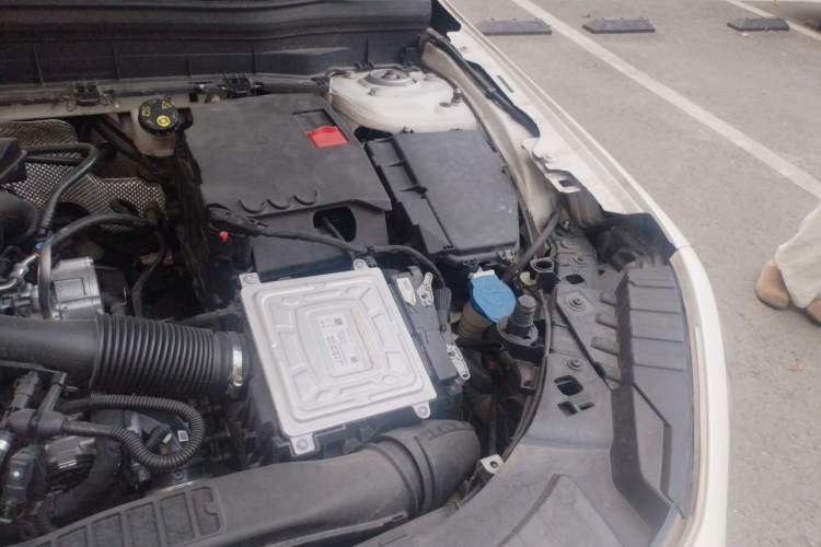Used Mercedes-Benz GLB 2020 GLB 200 Stylish Edition Engine Bay Left
