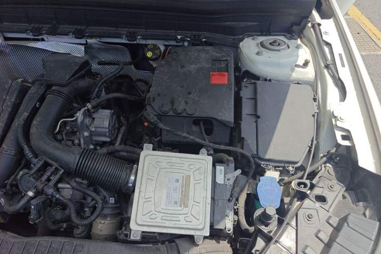 Used Mercedes-Benz GLB 2020 Facelift GLB 200 Fashion Edition Engine Bay Left