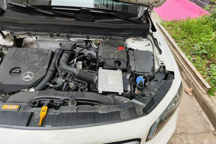 Used Mercedes-Benz GLB 2020 Updated GLB 200 Dynamic Edition Engine Bay Left
