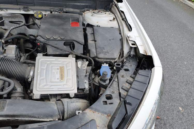 Used Mercedes-Benz GLB 2020 GLB 200 Stylish Edition Engine Bay Left