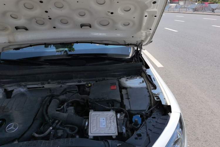 Used Mercedes-Benz GLB 2020 GLB 200 First Edition Special Version Engine Bay Left