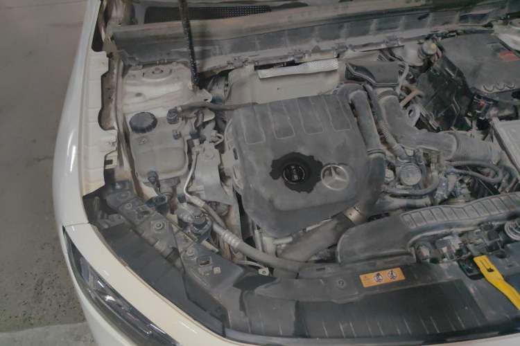 Used Mercedes-Benz GLB 2020 GLB 200 Stylish Edition Engine Bay Right