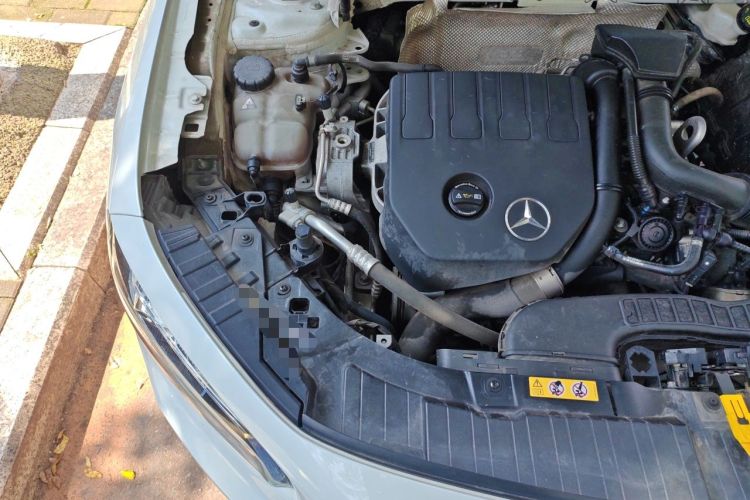 Used Mercedes-Benz GLB 2020 Facelift GLB 200 Fashion Edition Engine Bay Right