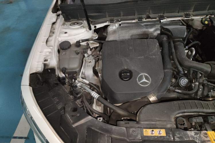 Used Mercedes-Benz GLB 2020 Facelift GLB 200 Fashion Edition Engine Bay Right