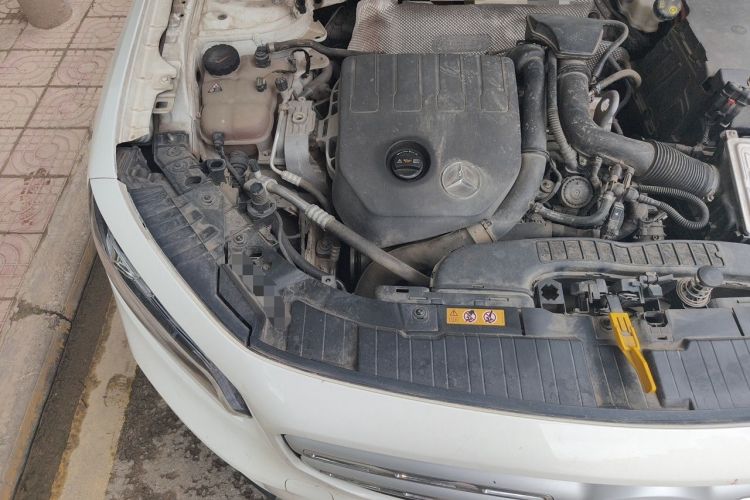 Used Mercedes-Benz GLB 2020 GLB 200 Stylish Edition Engine Bay Right
