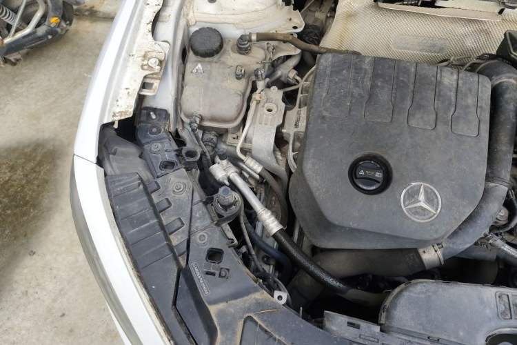 Used Mercedes-Benz GLB 2020 GLB 180 Dynamic Edition Engine Bay Right