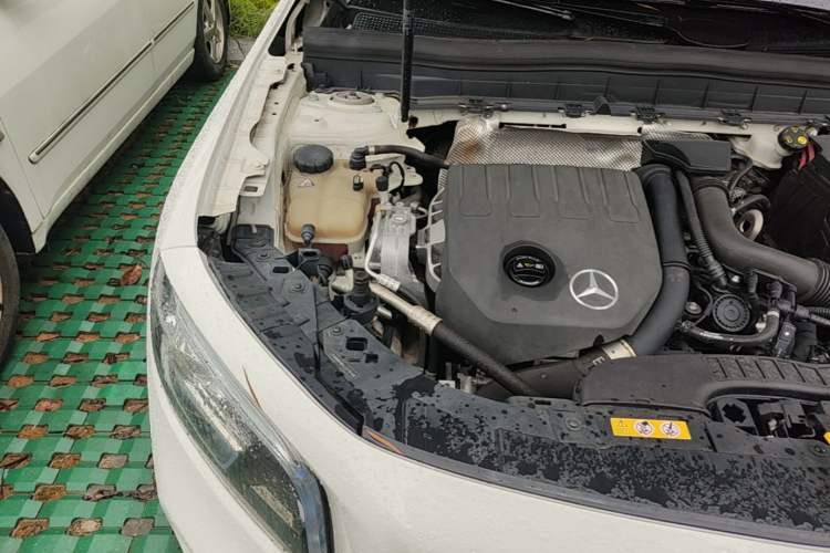 Used Mercedes-Benz GLB 2020 GLB 200 Stylish Edition Engine Bay Right