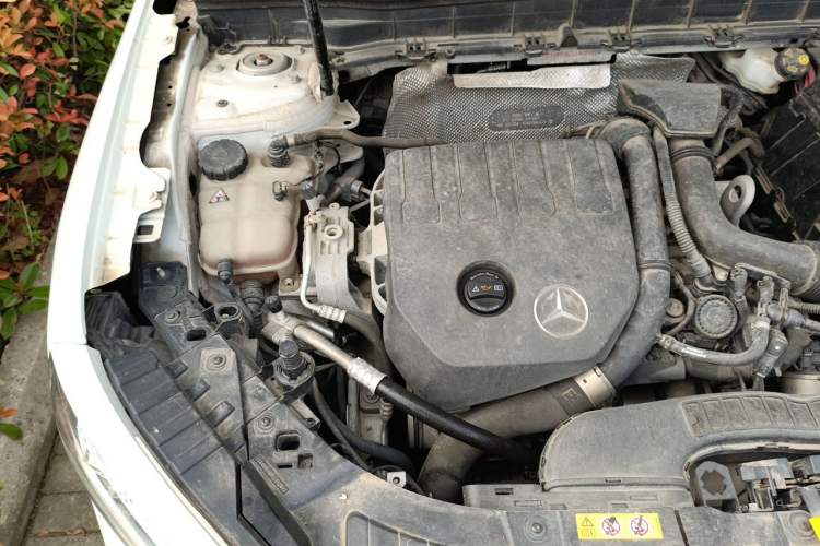Used Mercedes-Benz GLB 2020 GLB 200 Dynamic Edition Engine Bay Right