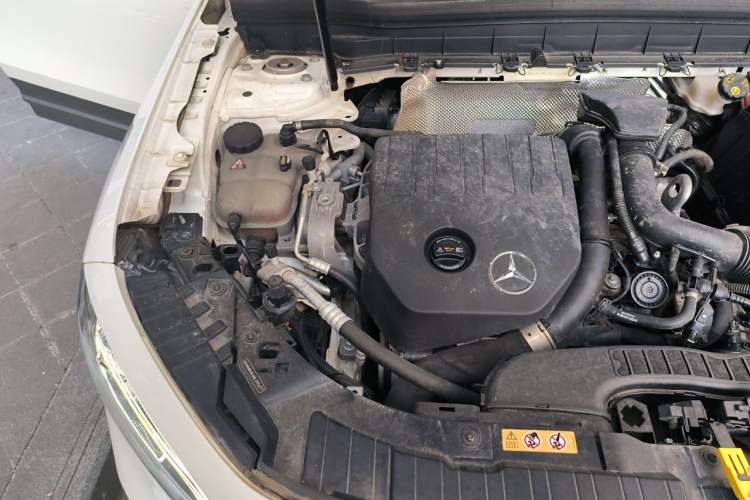 Used Mercedes-Benz GLB 2020 Facelift GLB 200 Fashion Edition Engine Bay Right