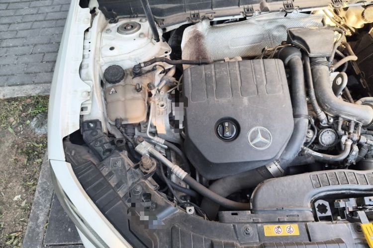 Used Mercedes-Benz GLB 2020 GLB 180 Dynamic Edition Engine Bay Right