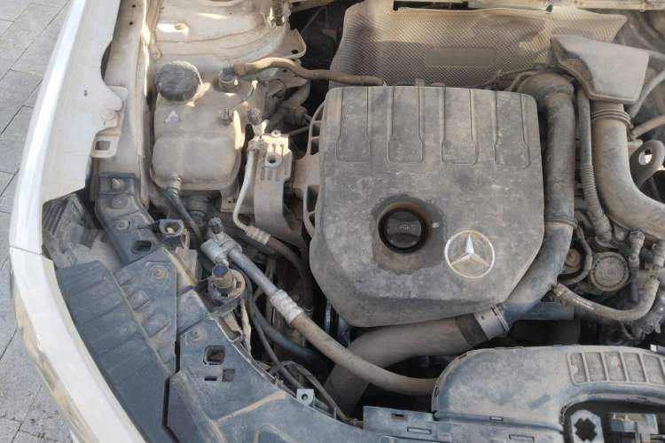 Used Mercedes-Benz GLB 2020 Facelift GLB 200 Fashion Edition Engine Bay Right