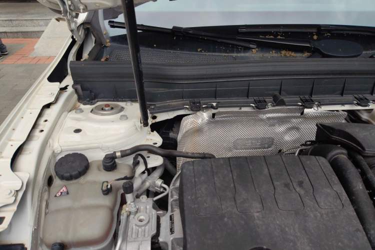 Used Mercedes-Benz GLB 2020 Updated GLB 200 Dynamic Edition Engine Bay Right