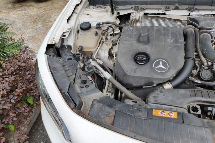 Used Mercedes-Benz GLB 2020 GLB 200 Stylish Edition Engine Bay Right